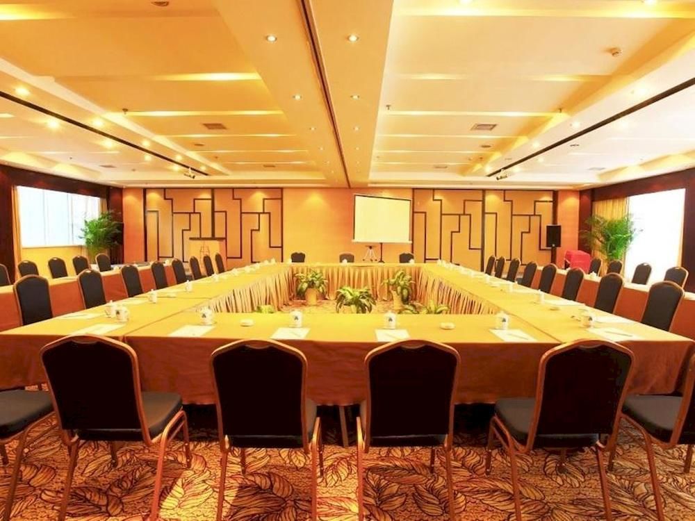 Chongqing Minshan Hotel Экстерьер фото