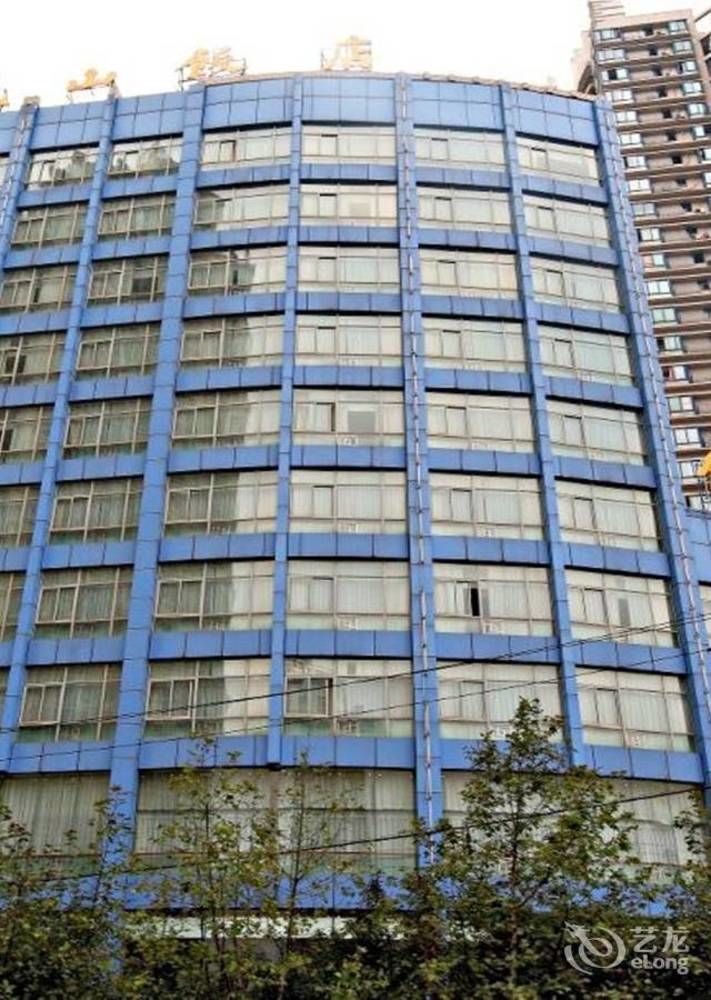 Chongqing Minshan Hotel Экстерьер фото